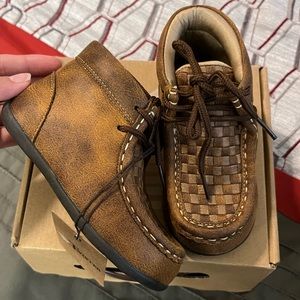 NWT Toddler boots